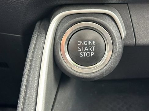 Used 2025 Toyota Grand Highlander AWD image 28
