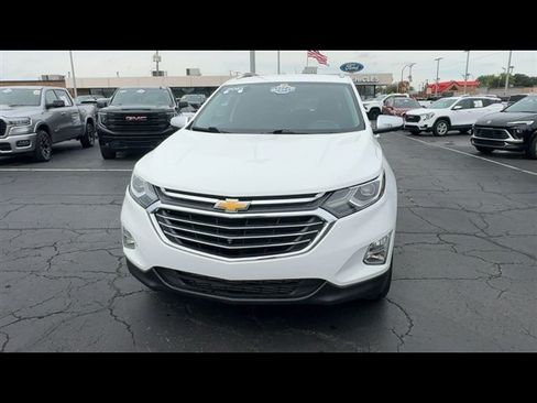 Used 2021 Chevrolet Equinox Premier AWD/4WD image 3