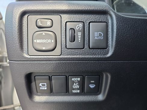 Used 2024 Toyota 4Runner Limited image 25