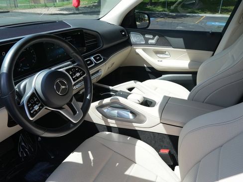 Used 2021 Mercedes-Benz GLE 350 4MATIC image 9