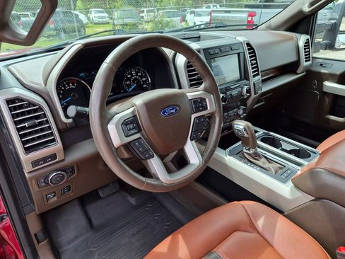 Used 2019 Ford F150 King Ranch w/ Equipment Group 601A Luxury AWD/4WD image 32