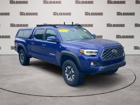 Used 2023 Toyota Tacoma TRD Off-Road w/ Technology Package AWD/4WD image 7
