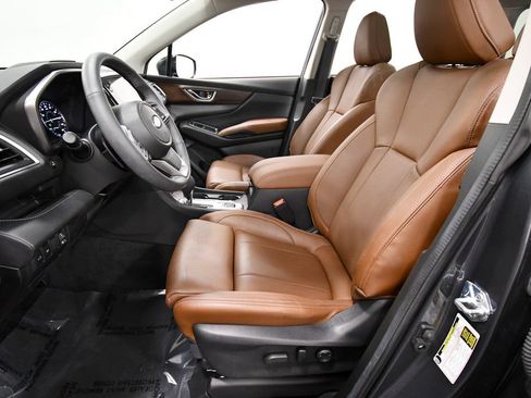 Used 2025 Subaru Ascent Touring AWD/4WD image 12