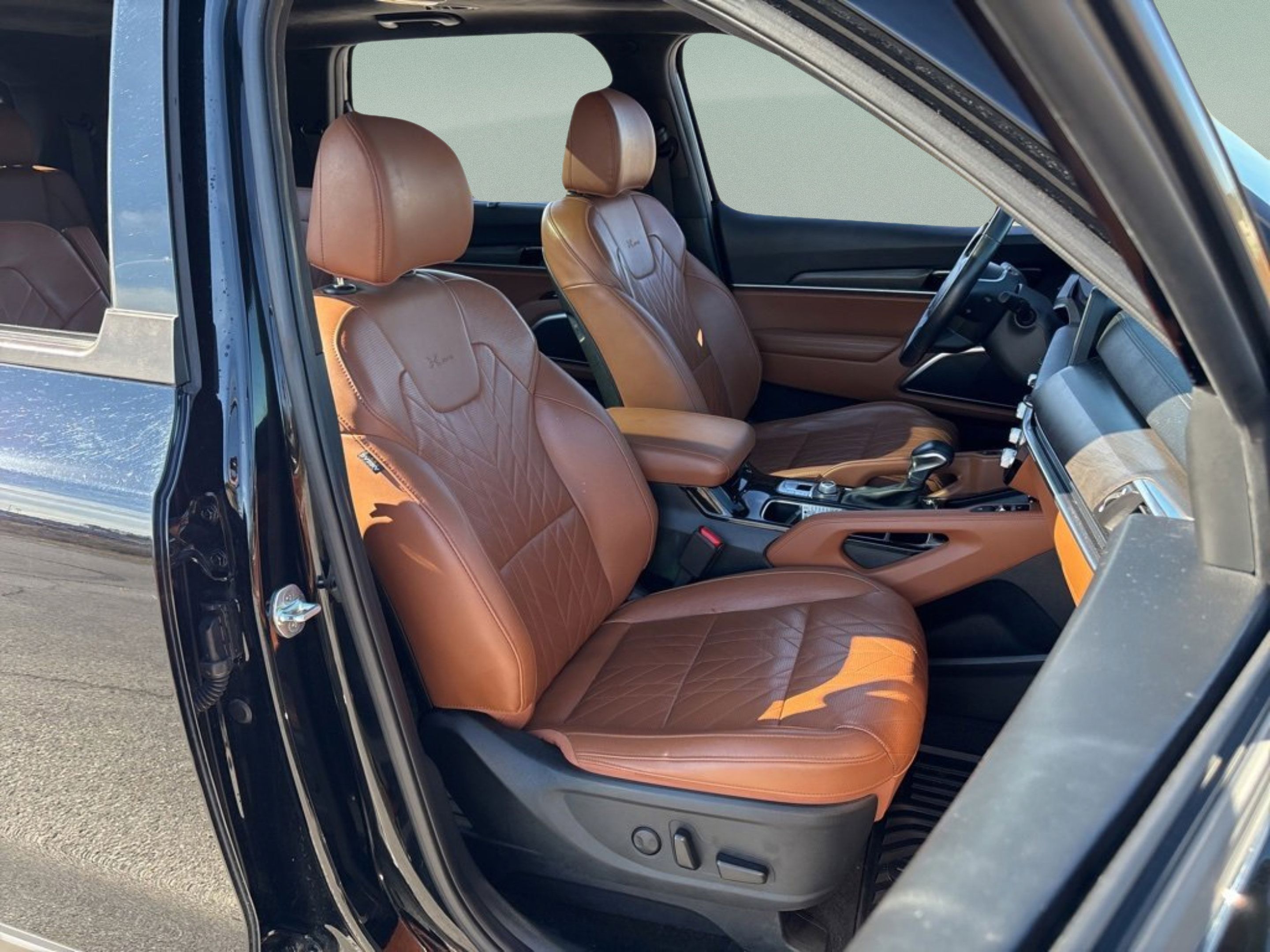 Used 2023 Kia Telluride SX Prestige X-Pro AWD/4WD image 34