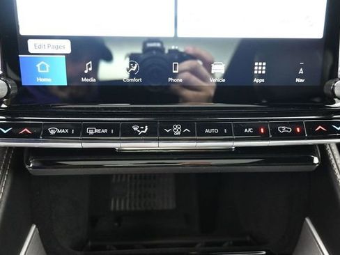New 2026 Jeep Grand Wagoneer Limited AWD/4WD image 25