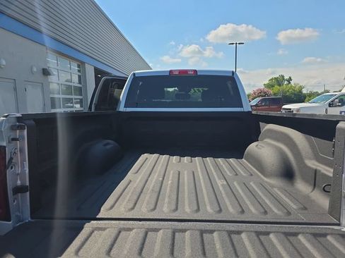 Used 2026 RAM 2500 Big Horn AWD/4WD image 13