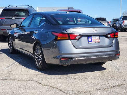 Certified 2024 Nissan Altima 2.5 SV FWD image 4