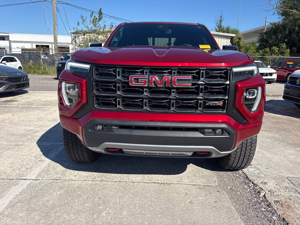 Used 2023 GMC Canyon AT4 w/ AT4 Premium Package AWD/4WD image 8