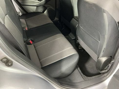 Used 2022 Subaru Crosstrek 2.0i AWD/4WD image 12