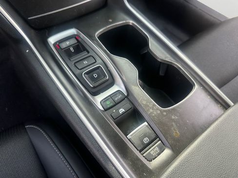 Used 2022 Honda Accord Sport image 18