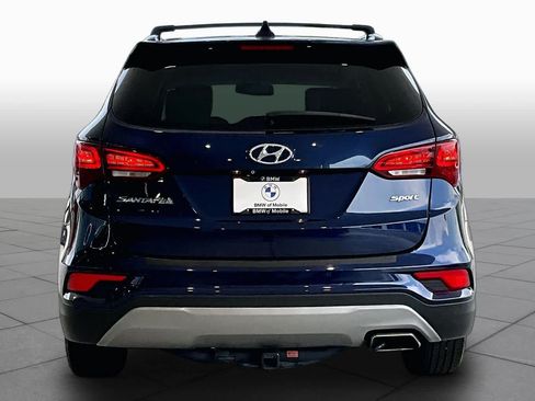 Used 2017 Hyundai Santa Fe Sport FWD image 4
