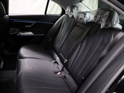 New 2026 Mercedes-Benz E 350 4MATIC Sedan image 12