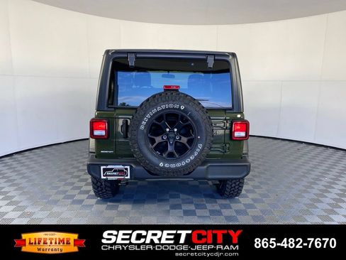 Used 2021 Jeep Wrangler Sport AWD/4WD image 6