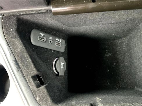 Used 2022 Dodge Challenger GT image 35