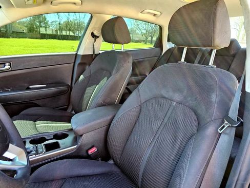 Used 2020 Kia Optima LX image 18