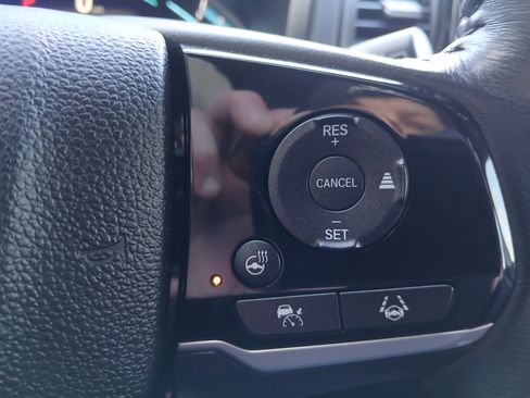 Used 2023 Honda Odyssey Elite image 15