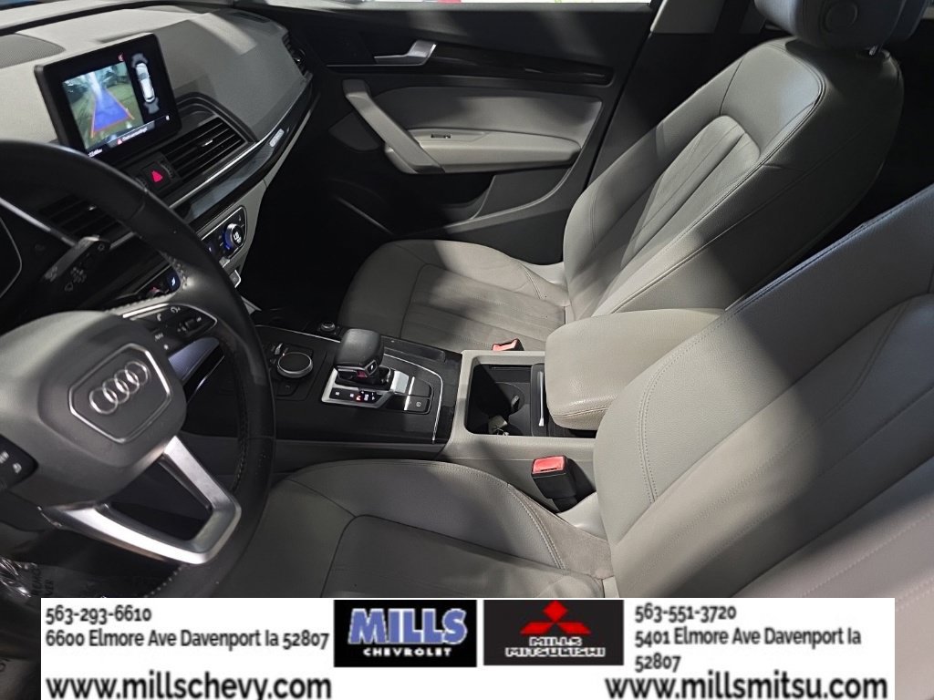 Used 2020 Audi Q5 2.0T Premium w/ Convenience Package AWD/4WD image 19