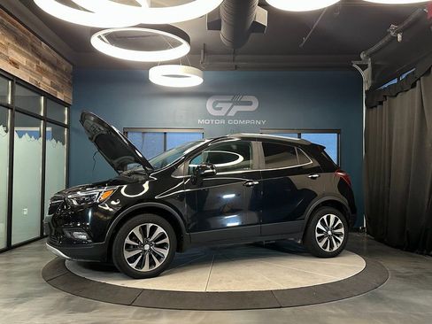 Used 2020 Buick Encore Essence AWD/4WD image 24