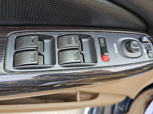 Used 2006 Acura MDX Touring image 16