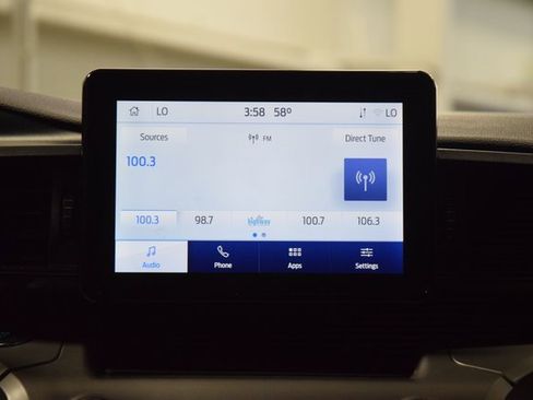 Used 2022 Ford Explorer XLT image 31