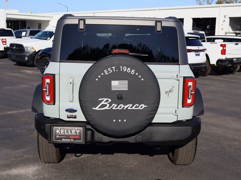 Used 2024 Ford Bronco Outer Banks image 7