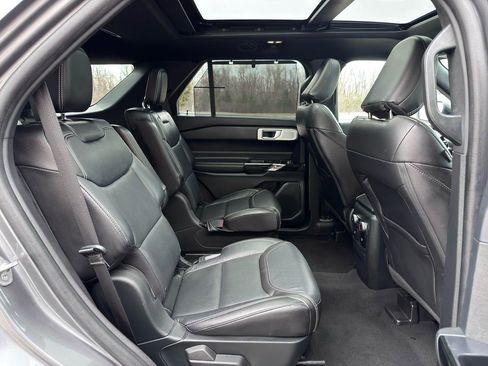 Used 2022 Ford Explorer ST w/ Equipment Group 401A image 35