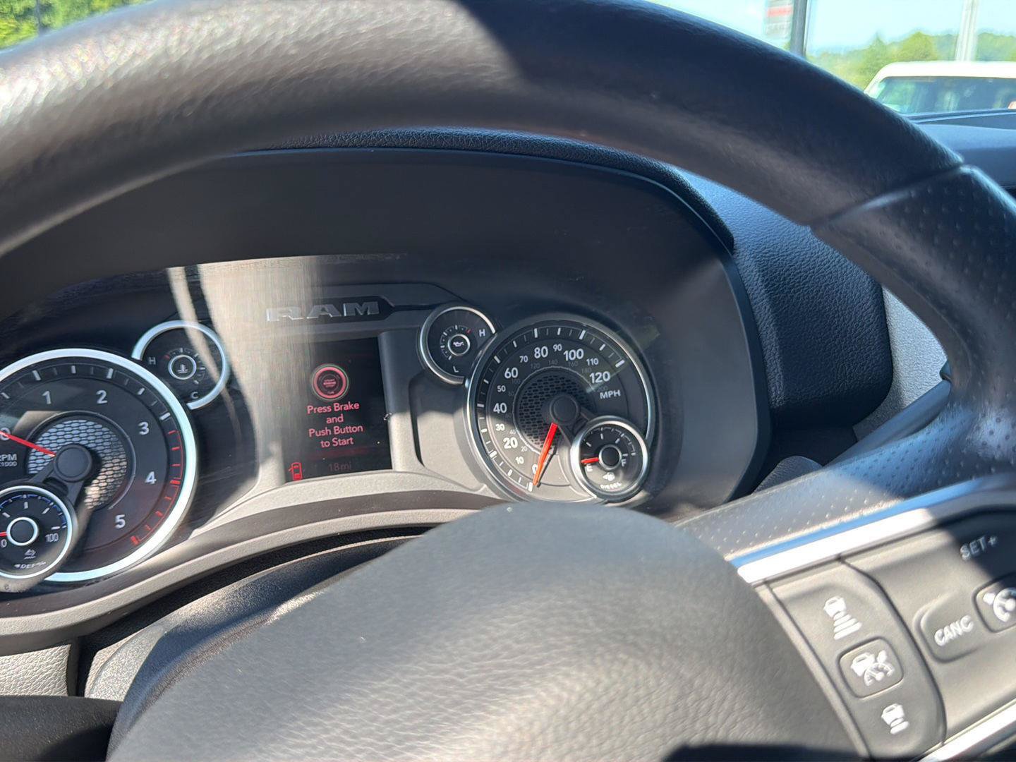 Used 2025 RAM 3500 Tradesman AWD/4WD image 15