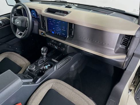New 2025 Ford Bronco Big Bend image 32
