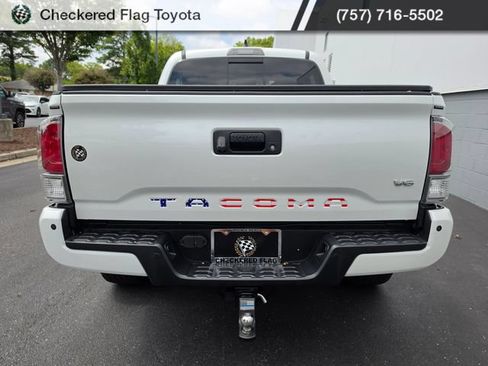 Used 2023 Toyota Tacoma TRD Sport w/ TRD Premium Sport Package AWD/4WD image 4