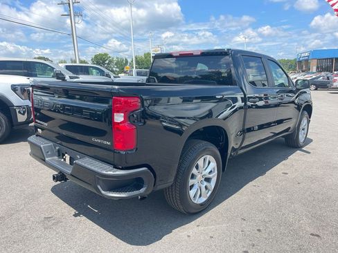 Used 2024 Chevrolet Silverado 1500 Custom image 5