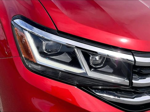 Used 2022 Volkswagen Atlas SE image 26