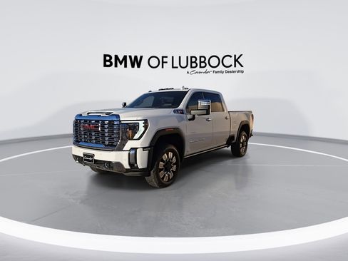 Used 2024 GMC Sierra 2500 Denali w/ Technology Package image 3