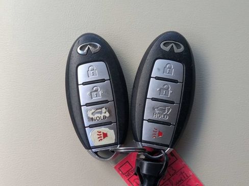 Used 2013 INFINITI JX35 AWD w/ Premium Pkg image 37