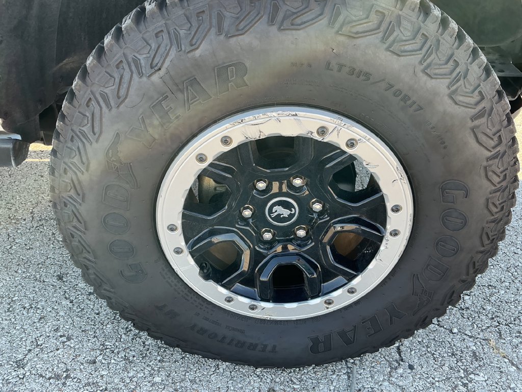 Used 2023 Ford Bronco Black Diamond w/ Sasquatch Package AWD/4WD image 12