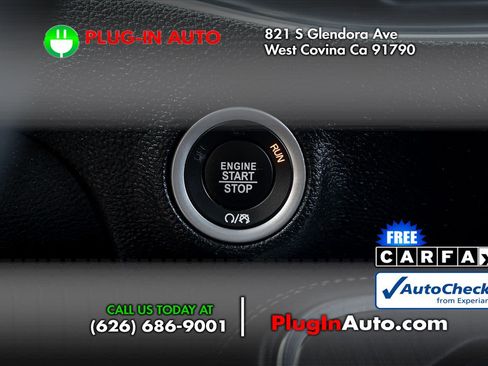 Used 2018 Dodge Challenger R/T Scat Pack RWD image 18