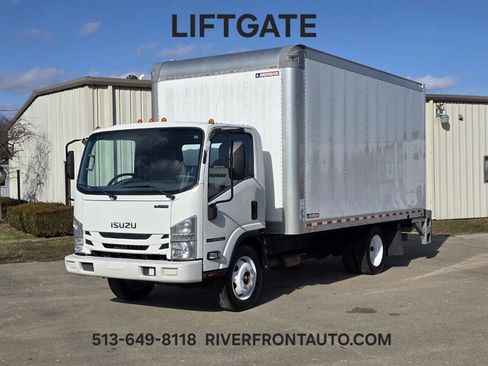 Used 2021 Isuzu NPR image 1