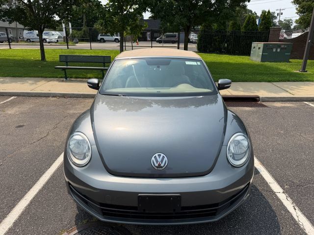 Used 2013 Volkswagen Beetle 2.5 FWD image 24