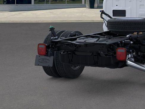 New 2026 Ford F550 XL w/ XL Chrome Package image 21