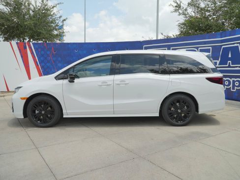 New 2026 Honda Odyssey Sport-L image 10