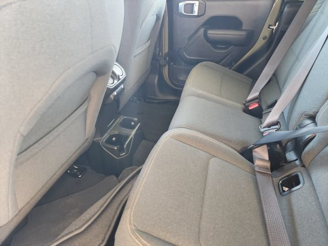 Used 2025 Jeep Gladiator Sport AWD/4WD image 30