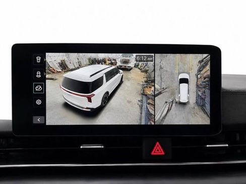 Used 2026 Kia Carnival SX w/ SX Dark Edition Package FWD image 52