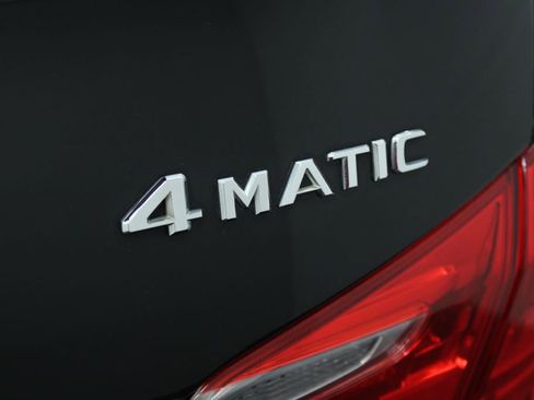 Used 2015 Mercedes-Benz GL 550 4MATIC image 13