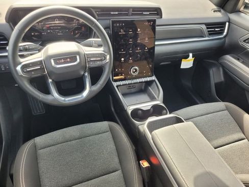 New 2026 GMC Terrain Elevation w/ Technology Package II AWD/4WD image 9