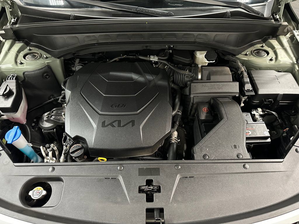 Used 2023 Kia Telluride AWD image 39