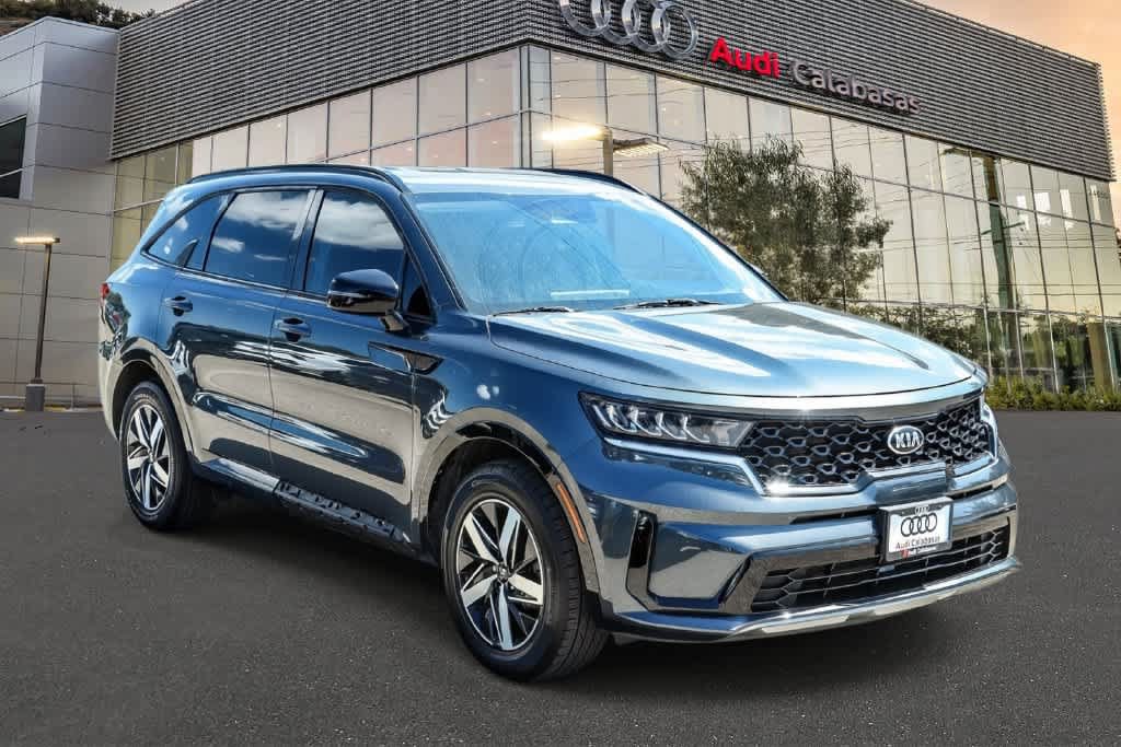 Used 2021 Kia Sorento S FWD image 4