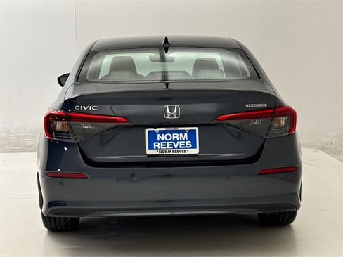 Certified 2024 Honda Civic Touring image 9