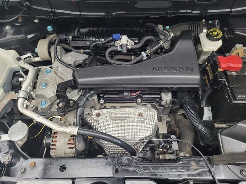 Used 2020 Nissan Rogue S FWD image 30