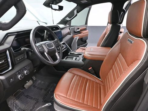 Used 2025 GMC Sierra 3500 Denali Ultimate image 28