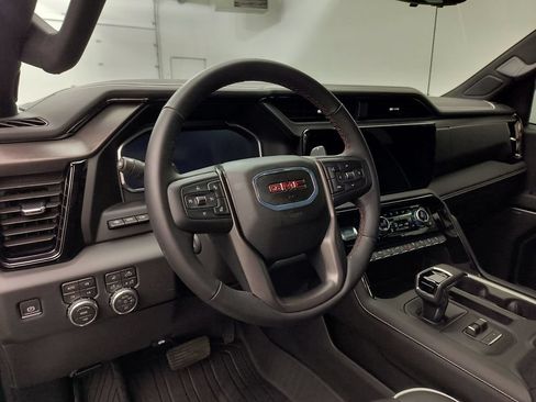 Used 2026 GMC Sierra 1500 AT4X AWD/4WD image 4