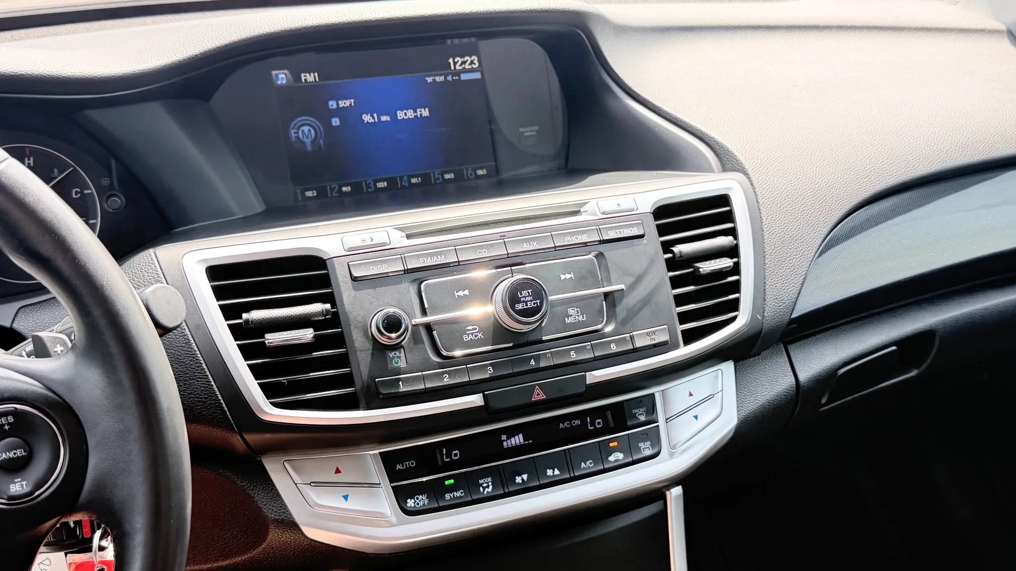Used 2013 Honda Accord Sport image 16